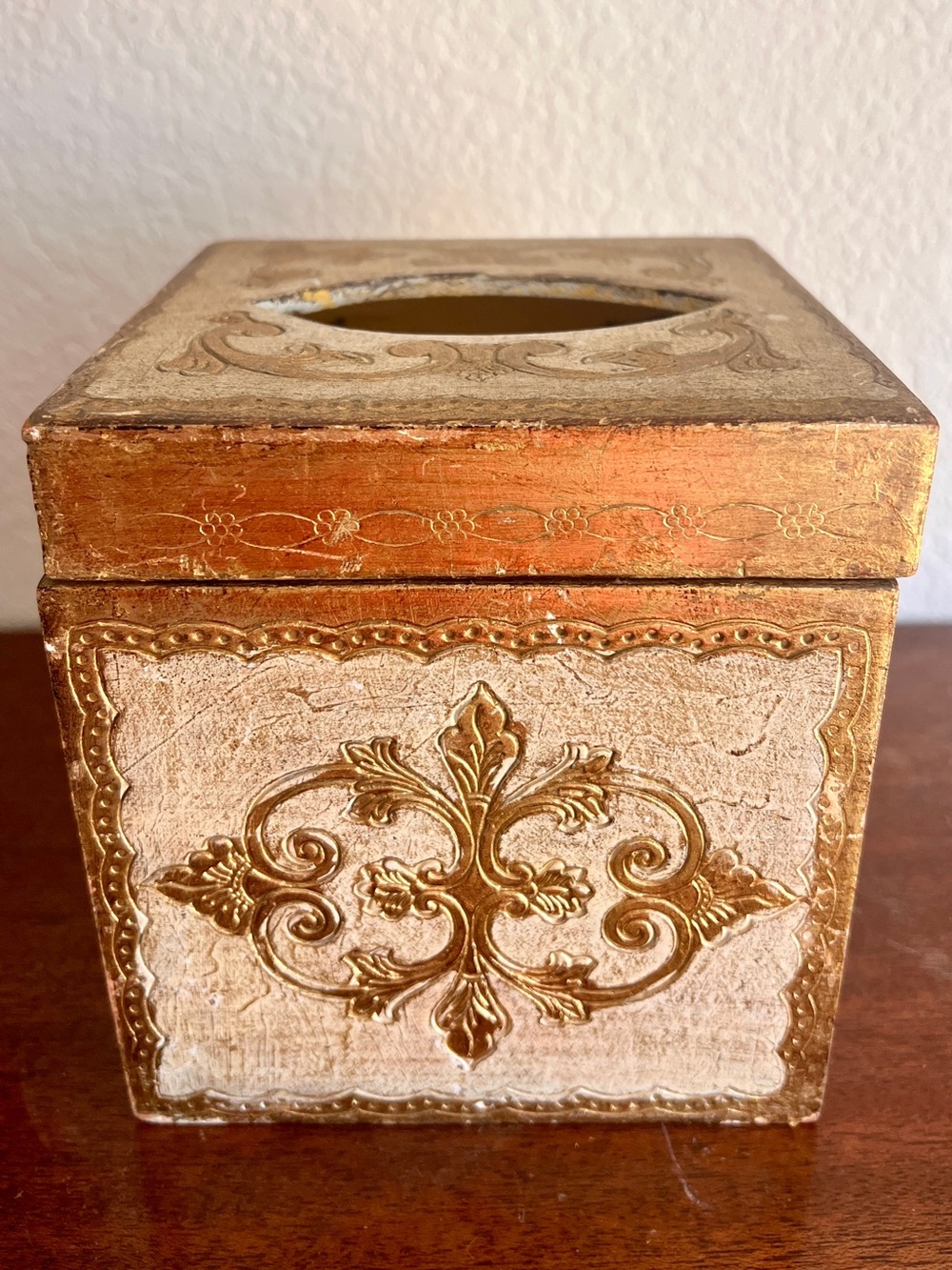 Florentine Wood Tissue Box Vintage Italian Hand-Gilt Gold Leaf Embossed White